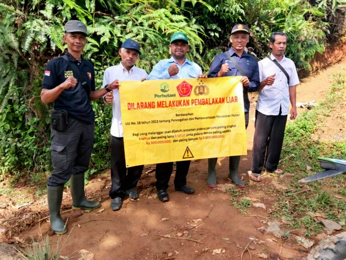 0h5r25qbx9rmy0cvj7dt15rnq0-1